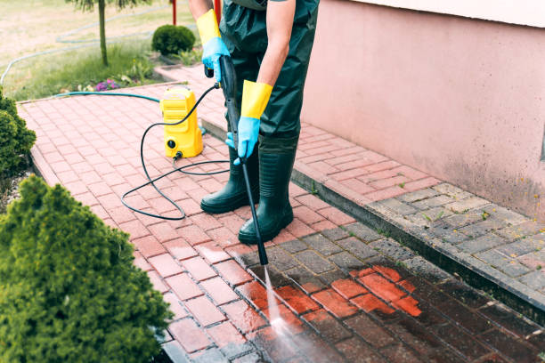 Best Deck Pressure Washing  in Woodmore, MD